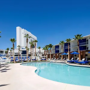 Tropicana Vegas A Doubletree By Hilton & Casino - Free Parking אתר נופש