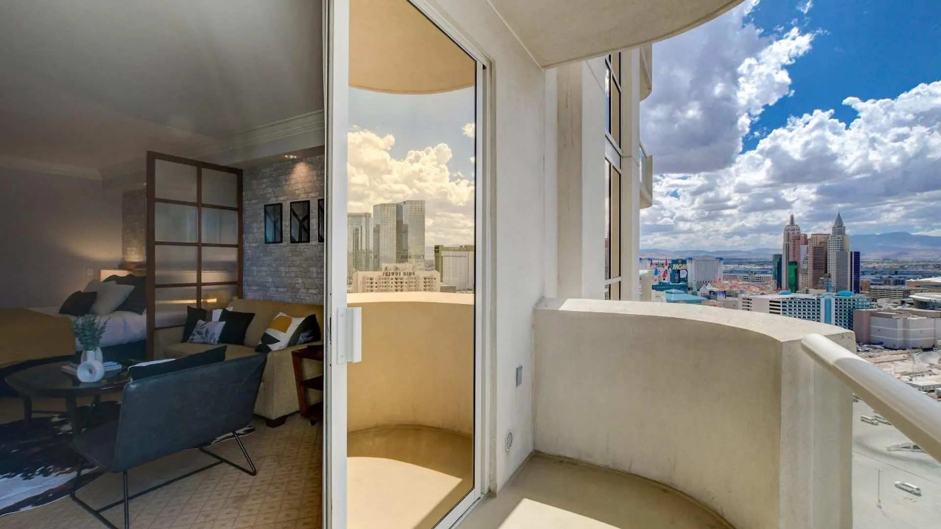 Aparthotel Premium Jr Suite Mgm Signature Balcony Strip View Las Vegas